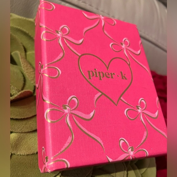 Piper-K Pink Beaded Heart Earrings - Picture 6 of 6